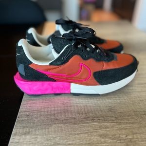 Nike Women's Shoes Fontanka Waffle Burnt Sunrise/Pink Prime-Black
